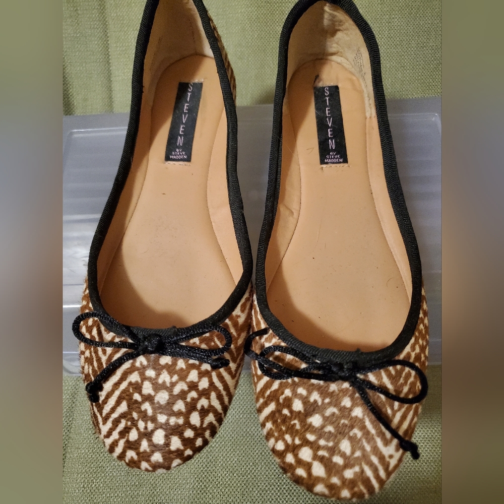 Steven By Steve Madden Flats. Size 8 - image 1